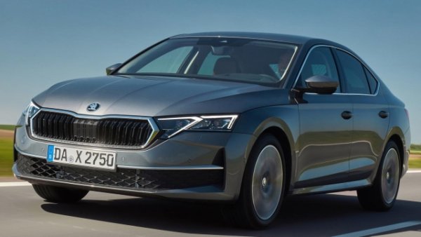 На седмо място в класацията за най-евтини дизелови автомобили за поддръжка се намира друга Skoda - Octavia, за която ACI дава 0,5049 евро на км. Фейслифтът сегашното поколение е  дълго 4,70 и широко 1,83 метра, като предлага 600-литров багажник в конфигурацията седан. 

Отново се задвижва от 2,0-литровия двигател на Volkswagen TАi, с мощност 116 к.с. и 300 Нм, но при деклариран разход от 4,2 л/100 км.